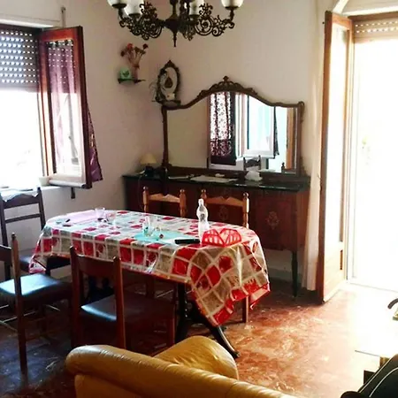 Apartment Elihouse