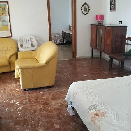 Elihouse